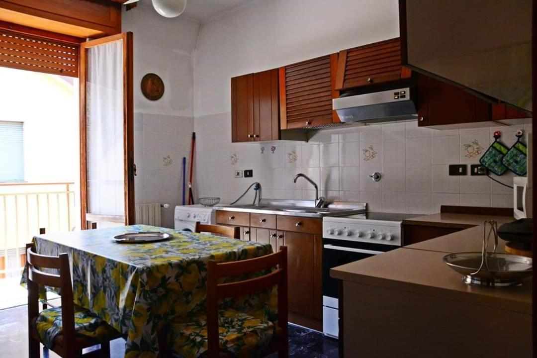 Апартаменты Casa Del Pescatore Монелья Экстерьер фото